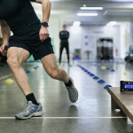 Palier test luc leger en salle : coureur, chrono et repères