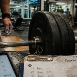 Calories musculation : séance en salle, calcul dépense selon poids et intensité